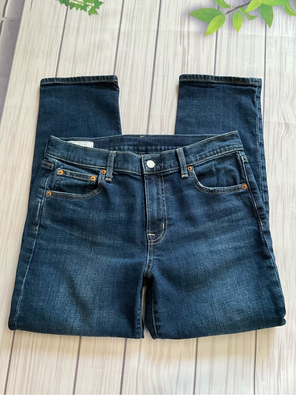 GAP Girlfriend Midrise Ankle Jeans Medium Wash, Size 4/27 - Picture 10 of 12